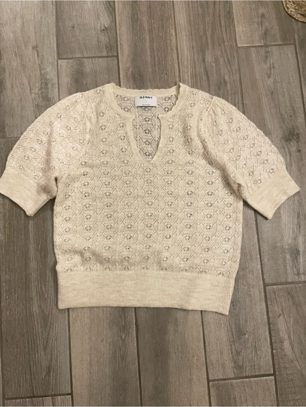 Old navy cream pointelle knit short sleeve sweater Sz S